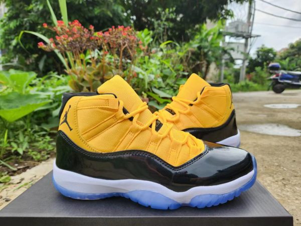 Jordan 11