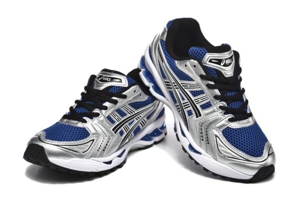 Asics Kayano