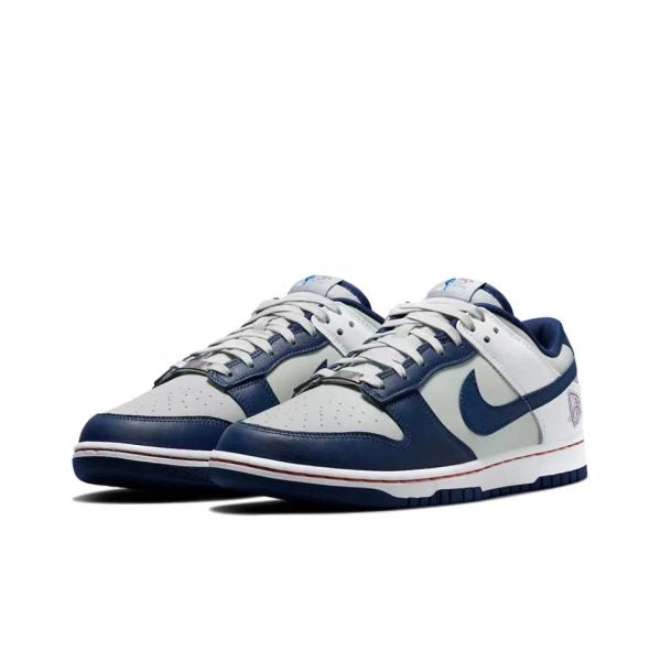 Nike Dunks
