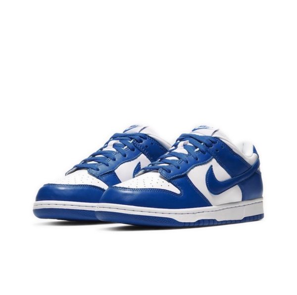 Nike Dunks