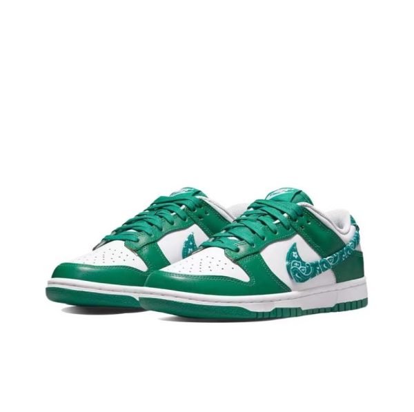 Nike Dunks