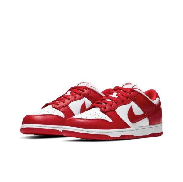 Nike Dunks