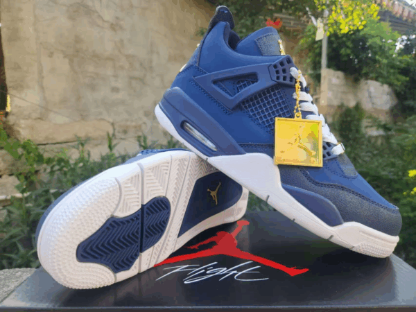 Jordan 4