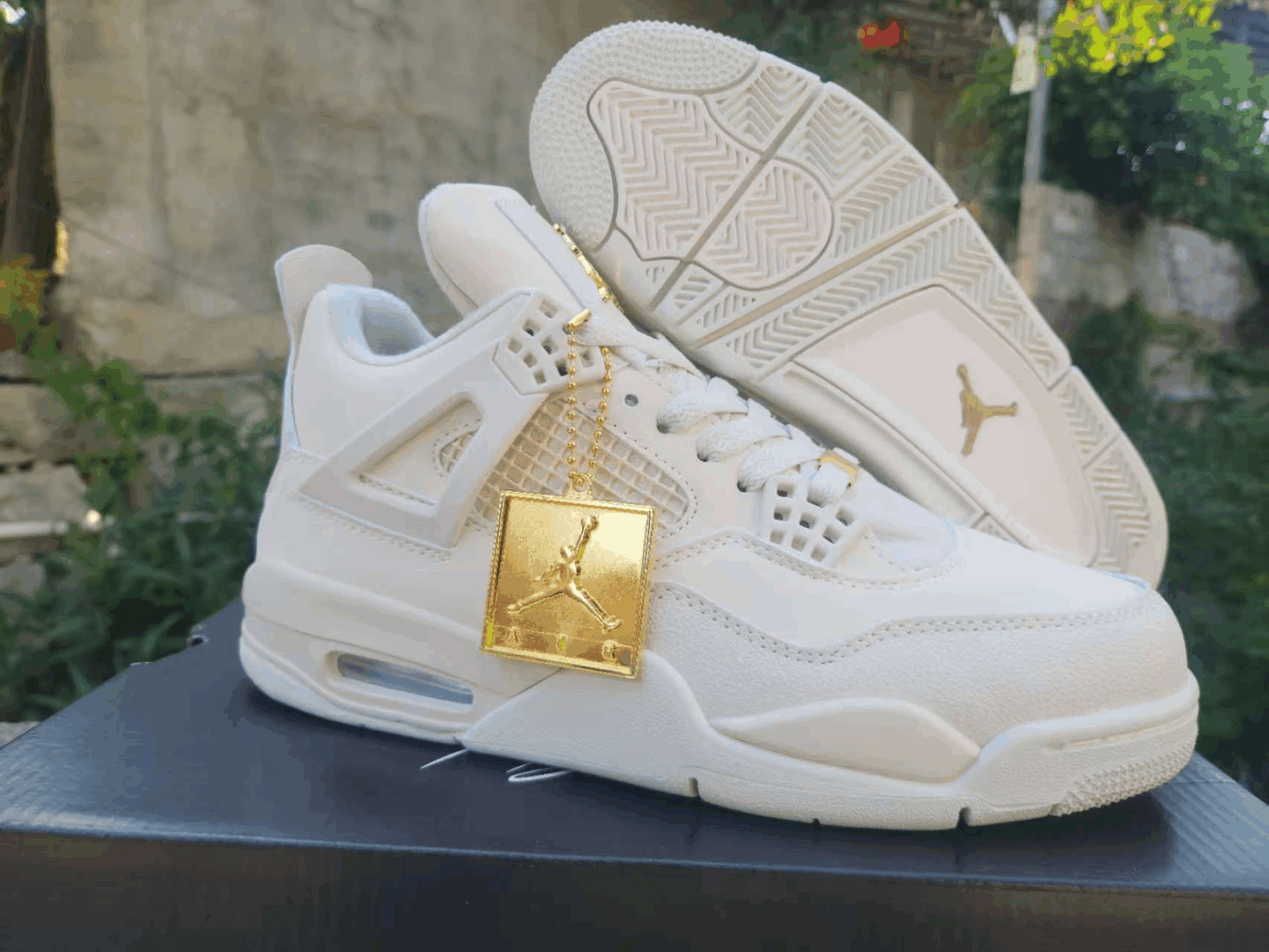 Jordan 4